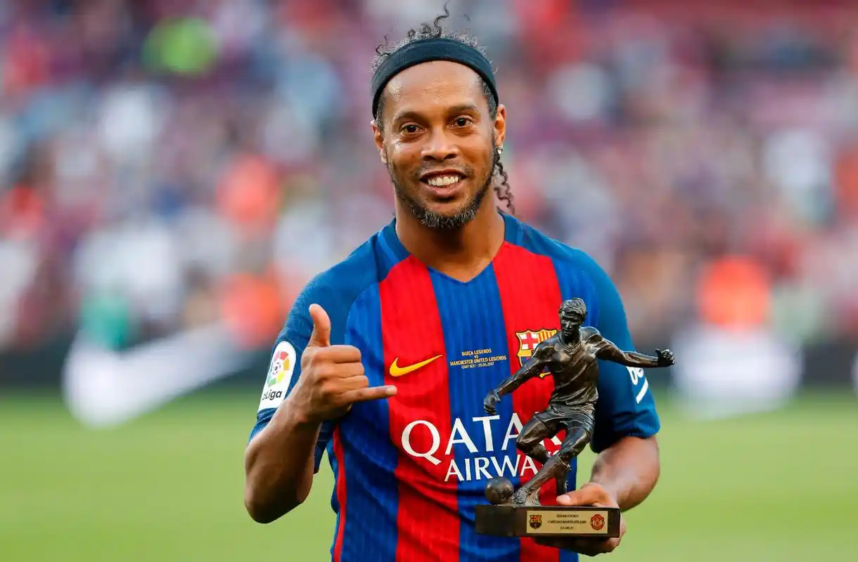 还在球员自 还在球员自